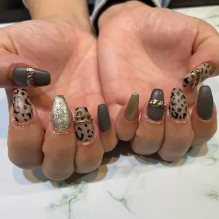 ネイル 糀屋 彩奈のネイルデザイン