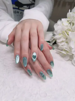 ネイル Yui Nail所属・林 ゆいのネイルデザイン
