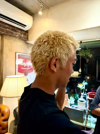 ショート カラー パーマ 飯田 実歩(じっぽ)のヘアスタイル