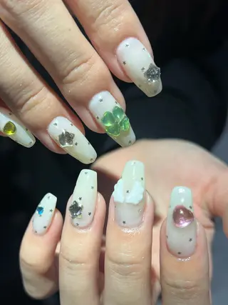 ネイル Hata nail 🎀個性派ニュアンスのネイルデザイン