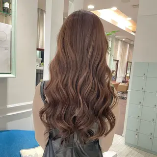 ロング カラー ヘアアレンジ 🎀ハイトーン・艶 カラー HANA🎀のヘアスタイル