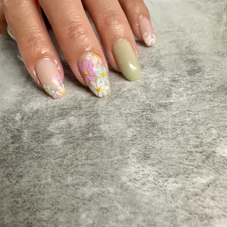 ネイル ネイルサロン Lafuのネイルデザイン