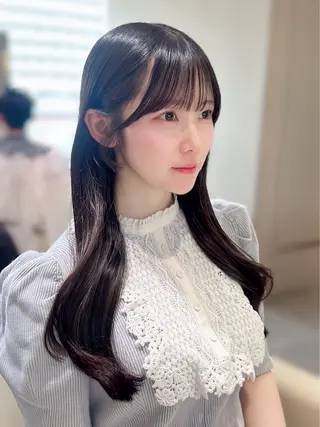 ロング カラー grace by afloat所属・平尾 樹里のヘアスタイル