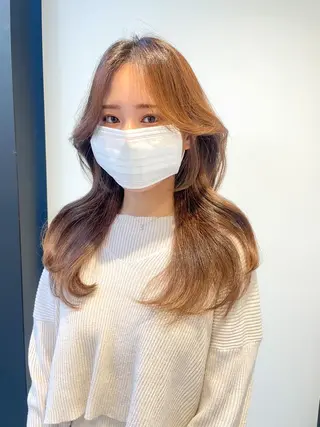 ロング カラー 韓国レイヤーカット/ ダブルカラーのヘアスタイル
