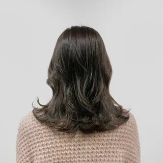 セミロング カラー ヘアアレンジ キヨミ 韓国レイヤーカットのヘアスタイル