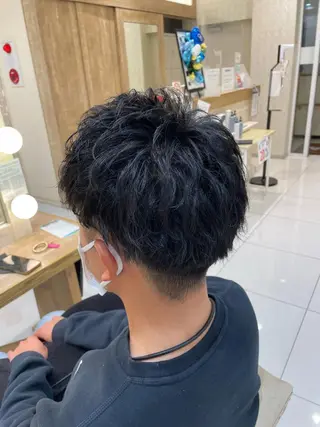ミディアム パーマ メンズ 本厚木|縮毛矯正/ 酸性スト専門サロンのヘアスタイル