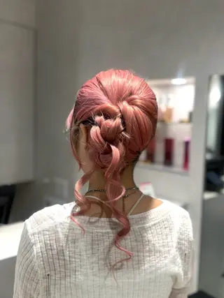 ロング ヘアアレンジ 🐈⬛カチモリ/暖 色/𝐌𝐢𝐤𝐮のヘアスタイル