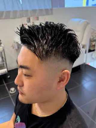 ショート メンズ peakshair所属・北堀江メンズパーマ 特化◎下村悠人のヘアスタイル
