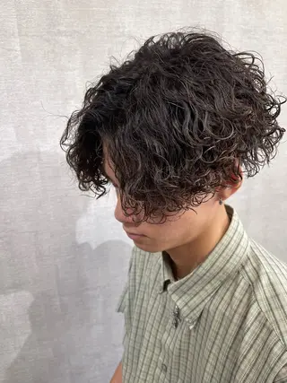 ミディアム パーマ メンズ メンズパーマ/波巻き パーマ/シャドウのヘアスタイル