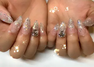 ネイル GLITTER NAILS所属・glitter na ils AYAのネイルデザイン