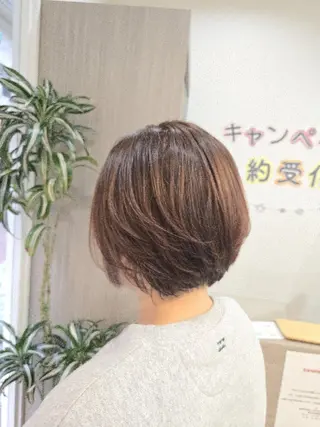 ショート カラー 暖色🍎透明感カラー 🩵小林かりんのヘアスタイル