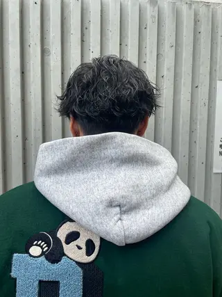 パーマ CreBiA ten_【クレビアテン】所属・crebia 漢人 美海／レイヤーカットのヘアスタイル