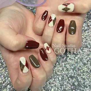 ネイル Nail Studio GOTHAM所属・高円寺駅からすぐ🌈 ネイルGOTHAMのネイルデザイン