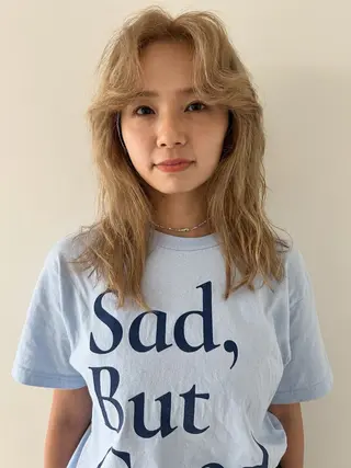 セミロング カラー lomalia daisukeのヘアスタイル