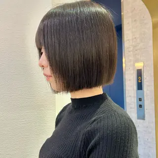 ミディアム カラー 髪質改善【縮毛矯正】 美髪ボブを量産する人のヘアスタイル