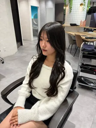 ロング 柴田樹/大人可愛い 艶髪カラー/髪質改善のヘアスタイル