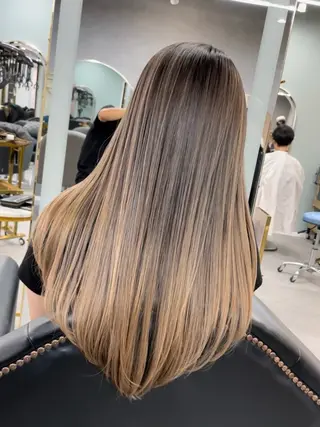 ロング senjyu GINZA所属・バレイヤージュ/ハイ ライト/庄司鉄平のヘアスタイル