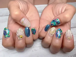 ネイル 菅野 愛花のネイルデザイン