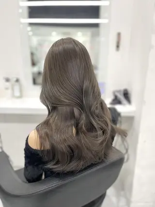 ロング カラー 透ける淡色🏹ベージ ュ🤎BABY上野のヘアスタイル