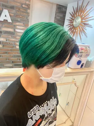 ショート カラー デザインカラー🎨 下北沢 / 磯部のヘアスタイル