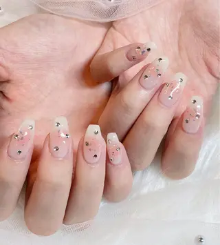 ネイル le'a-レア-【ア イ×ネイル×眉】のネイルデザイン