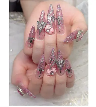 ネイル ラベンダーネイルサロン所属・日暮里♡研修生 チクさん（一同）のネイルデザイン