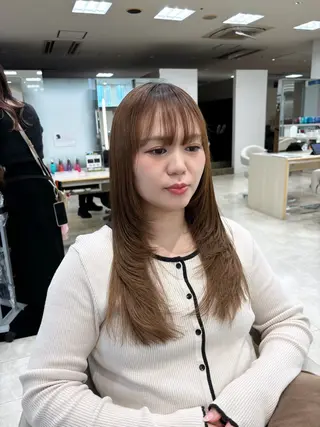 ロング 推し活/韓国/ブリー チカラーminamiのヘアスタイル