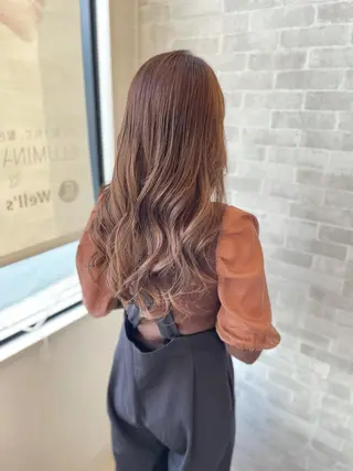 ロング カラー Well's TAIGAのヘアスタイル