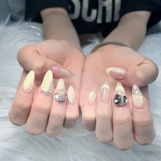 ネイル ヒェウ Nail Nambaのネイルデザイン