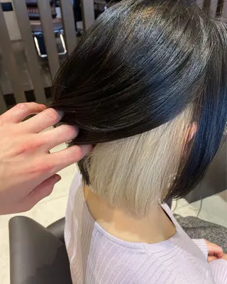 ショート エイジングケア、白髪 ぼかしヒキマカイトのヘアスタイル