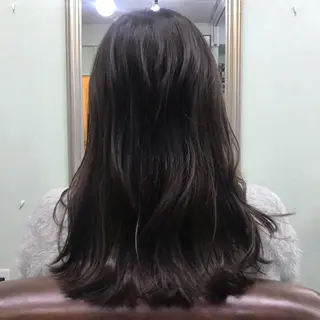 セミロング カラー ブリーチ&似合せボブ 田中寛十のヘアスタイル