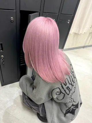 カラー 安田 愛琉のヘアスタイル