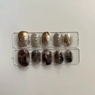 ネイル pu+on. nailworks所属・fuyumi / ニュアンスネイルのネイルデザイン