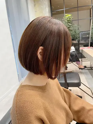 ショート カラー ノツコウダイ /ぱつっとボブのヘアスタイル