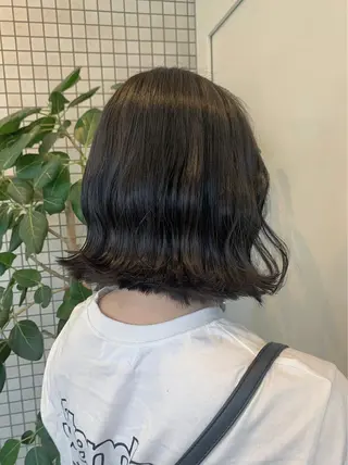 ショート カラー うえの ももねのヘアスタイル
