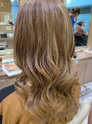ロング カラー 古川 琴美のヘアスタイル