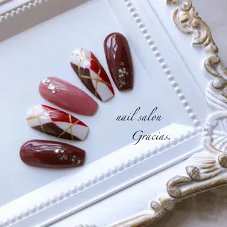 ネイル Gracias. rieのネイルデザイン