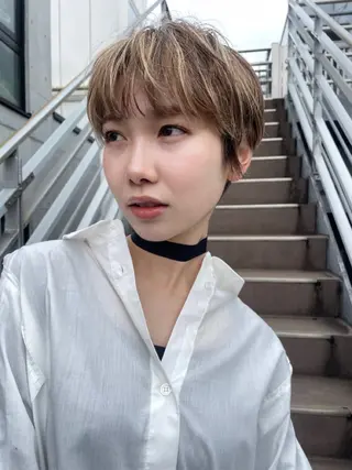 ショート カラー レイヤー/似合わせ TAKUYAのヘアスタイル