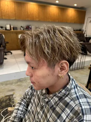 メンズ °ʚ なじゅ ɞ° Defi梅田のヘアスタイル