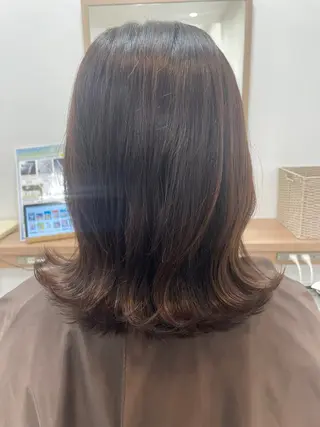 ミディアム カラー パーマ 葭葉 久美子のヘアスタイル