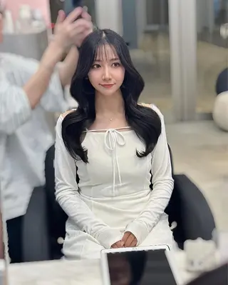 ロング カラー 顔周り似合わせ・巻け るレイヤー水谷航大のヘアスタイル