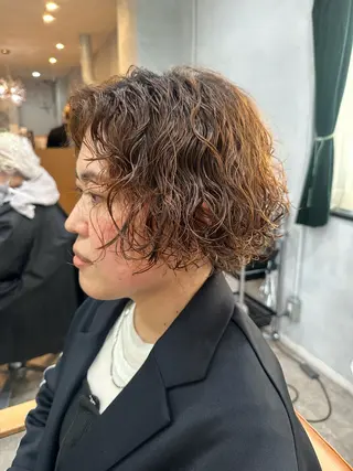 パーマ 大久保 優香のヘアスタイル