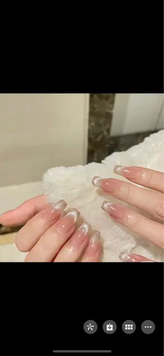 ネイル miu miuのネイルデザイン