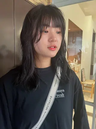 セミロング カラー 南部 綾音のヘアスタイル