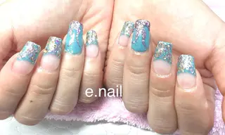 ネイル e.nail所属・和賀井 恵理のネイルデザイン