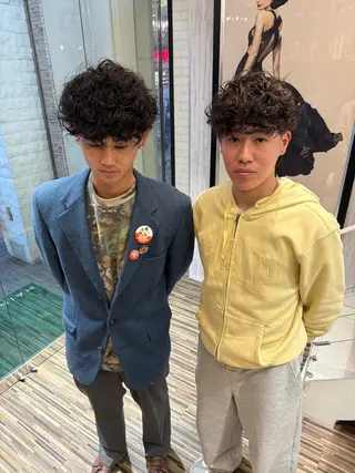 パーマ メンズ EARTH 山﨑龍馬のヘアスタイル