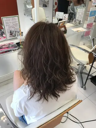 ミディアム カラー D.log 大和西大寺店所属・川崎 雅大のヘアスタイル