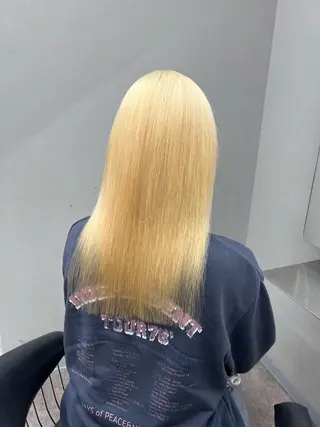 セミロング ブリーチ・エクステ 🎀メイのヘアスタイル
