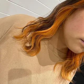 ミディアム カラー lien ヒジリのヘアスタイル