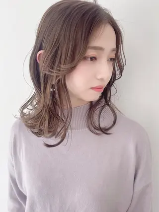 ミディアム カラー シバタ ショウゴのヘアスタイル